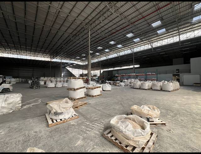 7,599M² WAREHOUSE TO LET IN LOUWLARDIA